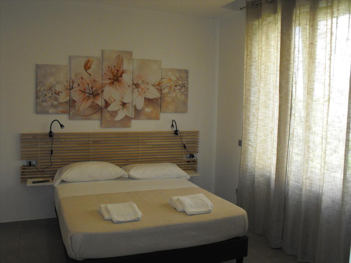 Dimora Chloe B&B เปสการา ภายนอก รูปภาพ