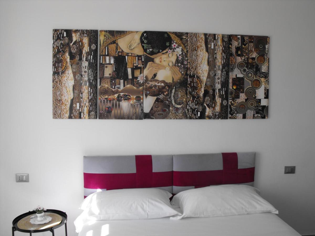 Dimora Chloe B&B เปสการา ภายนอก รูปภาพ