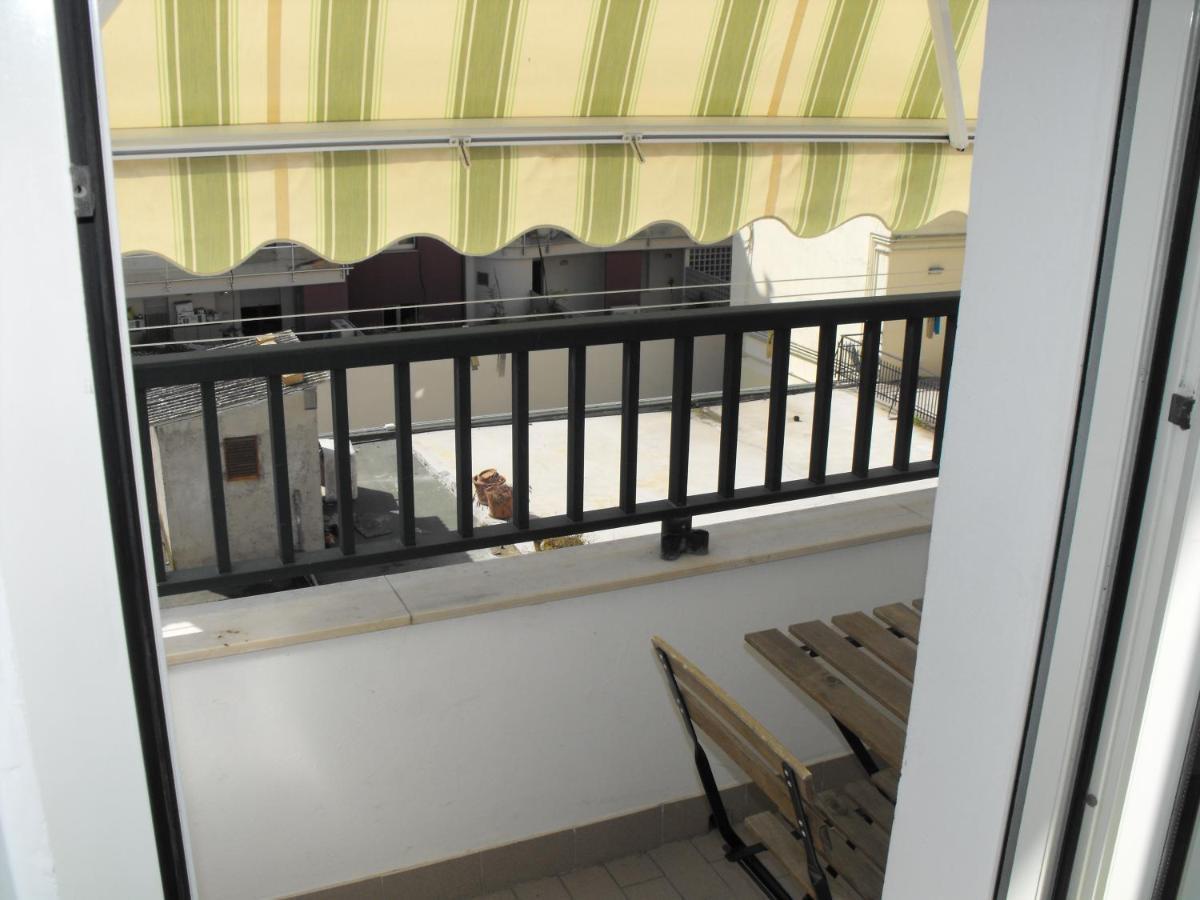 Dimora Chloe B&B เปสการา ภายนอก รูปภาพ